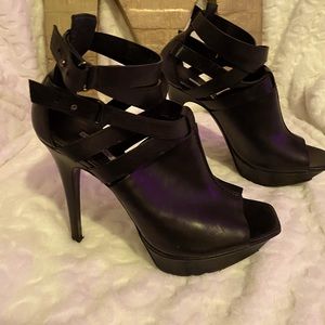 Vera Wang | Lavender Collection